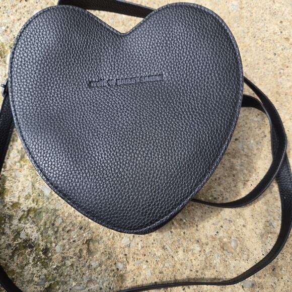Bailey Sarian Fatally Yours Collection Heart Shaped Crossbody Bag Melt Cosmetics - Picture 2 of 11